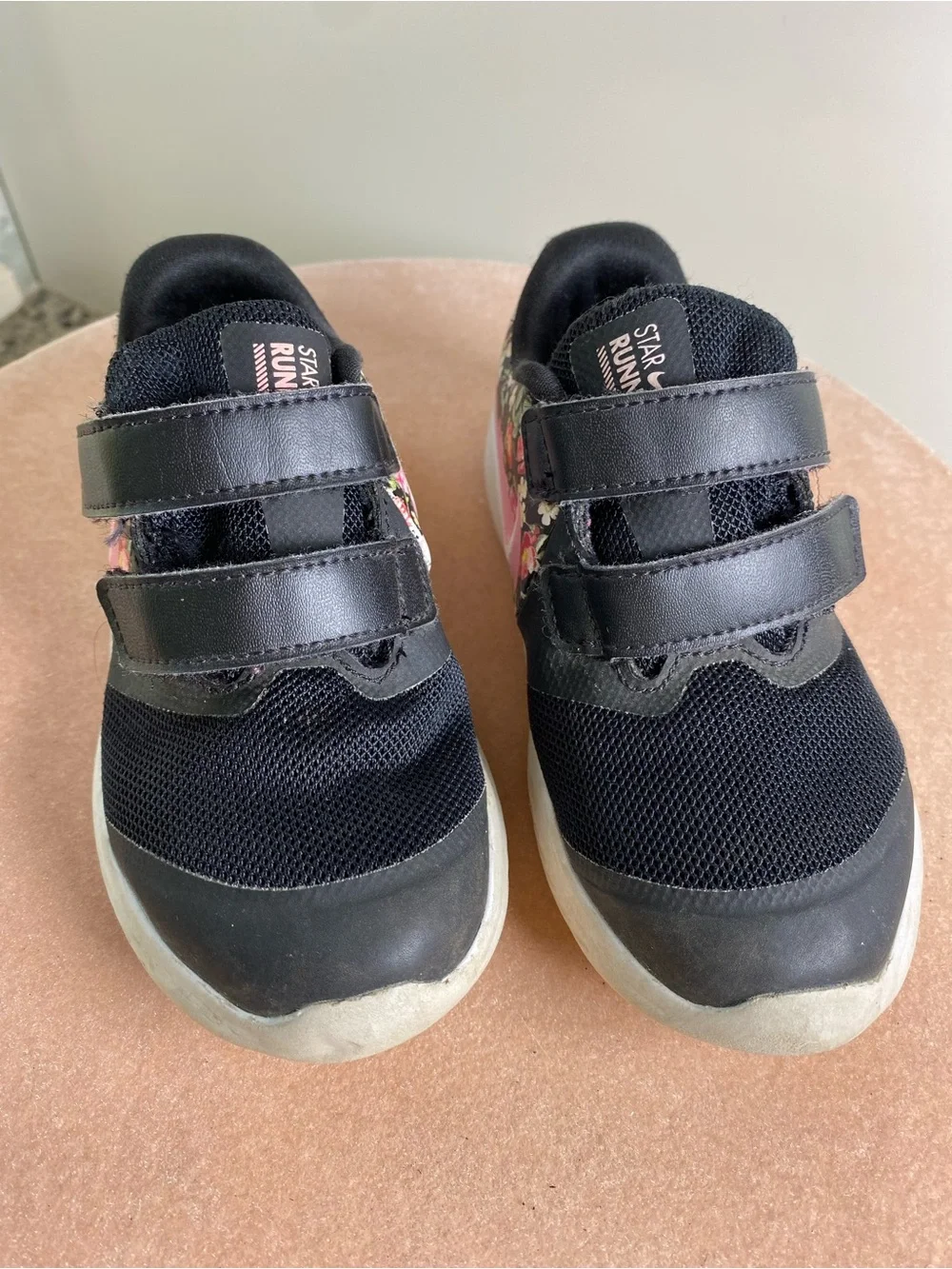 NIKE Star Runner-2 Little Girl Sneakers Black Pink Floral 9C